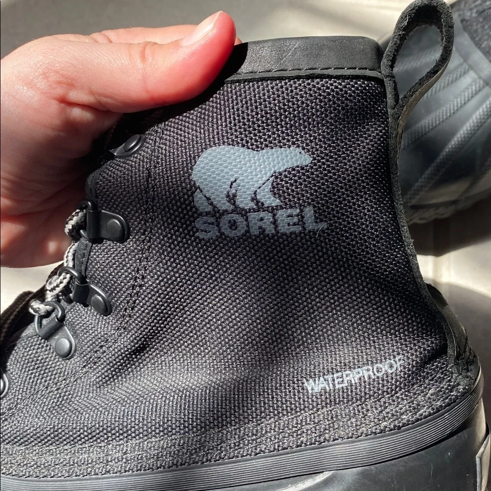 Sorel Men's Cheyenne II Short Nylon Black Lace-Up Waterproof Boots